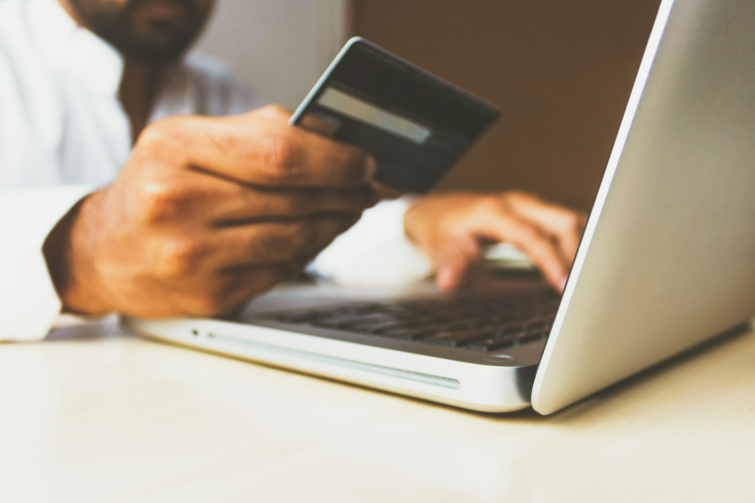 Balance transfer credit cards being used to pay down debt with a 0% APR offer